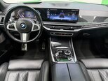 BMW X7-8