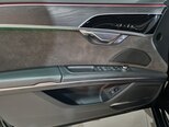 Audi A8-23