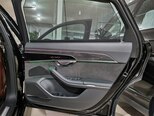Audi A8-22