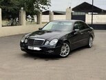 Mercedes E 220-1