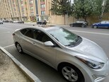 Hyundai Elantra-2
