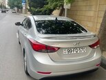 Hyundai Elantra-4