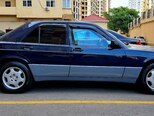 Mercedes 190-10