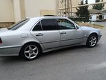 Mercedes C 200-11
