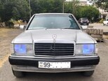 Mercedes 190-1
