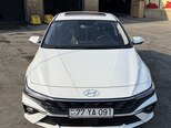 Hyundai Elantra-1