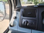 Ford Transit-17