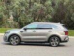 Kia Sorento-8