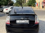 Toyota Prius-2