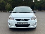 Hyundai Accent-5