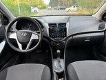 Hyundai Accent-21