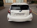 Toyota Aqua-10