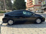 Toyota Prius-5