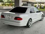 Mercedes E 240-11
