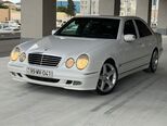 Mercedes E 240-10