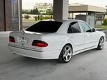 Mercedes E 240-4