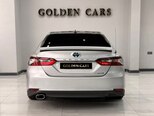 Toyota Camry-7