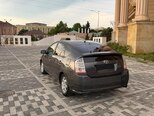Toyota Prius-5