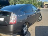 Toyota Prius-7