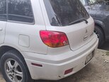 Mitsubishi Outlander-2