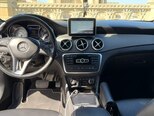 Mercedes CLA 200-12