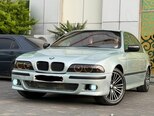 BMW 523-5