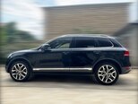 Volkswagen Touareg-5