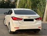 Hyundai Elantra-2