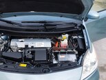 Toyota Prius-13