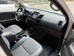 Toyota Hilux-8