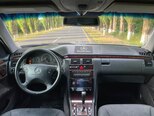 Mercedes E 240-6