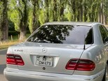 Mercedes E 240-13