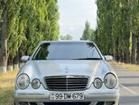 Mercedes E 240-10
