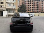 Toyota Prius-12