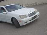 Mercedes C 200-1