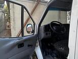 Ford Transit-8
