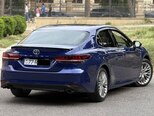 Toyota Camry-13