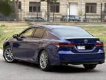 Toyota Camry-12