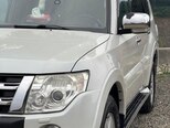 Mitsubishi Pajero-3