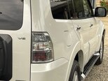 Mitsubishi Pajero-9
