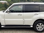 Mitsubishi Pajero-10