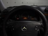 Mercedes E 240-2