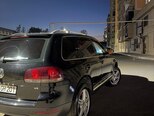 Volkswagen Touareg-3