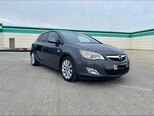 Opel Astra-11