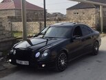 Mercedes E 320-3