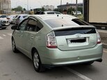 Toyota Prius-2