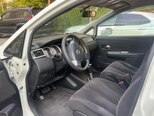 Nissan Tiida-6