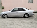 Mercedes E 280-16