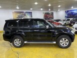 Mitsubishi Pajero-8