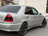Mercedes C 200-8